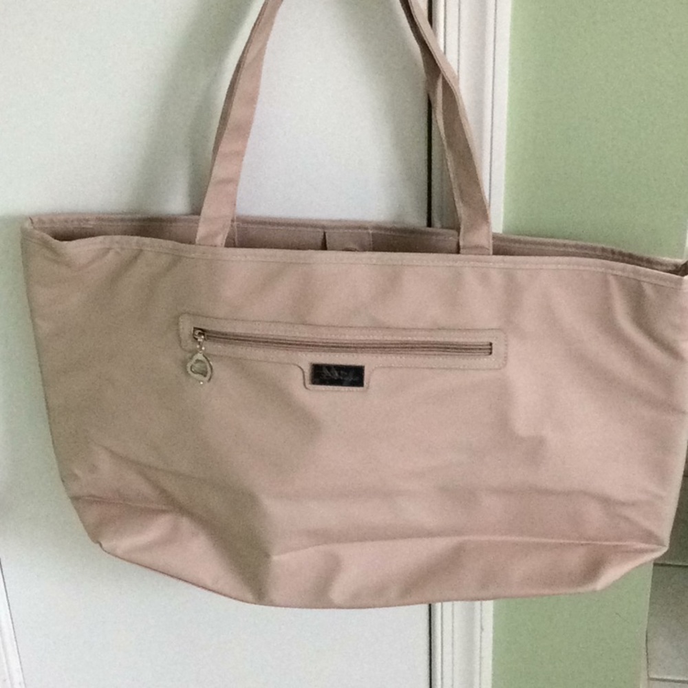 Brand new Bella Russo tote